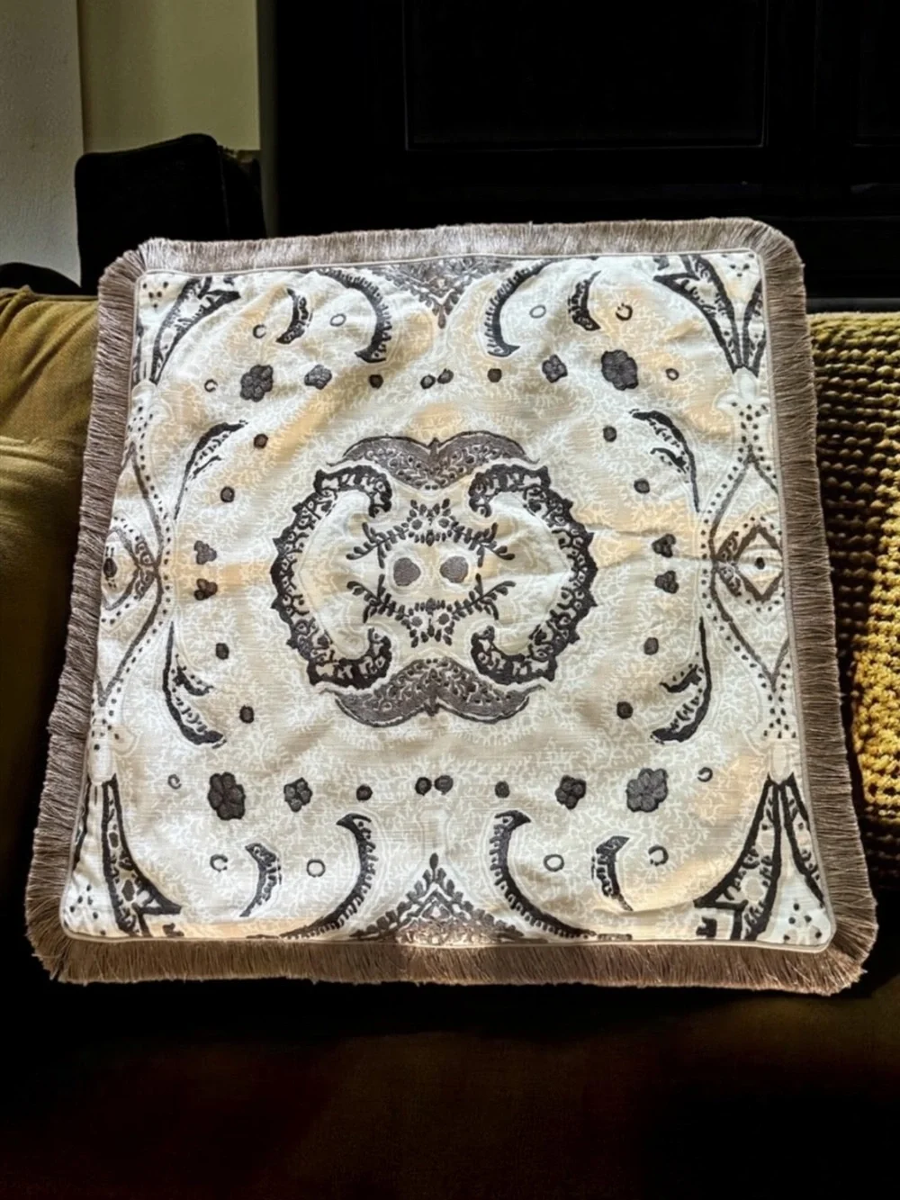 New! Kim Seybert Living Fringe Pillow Cover 26” Square